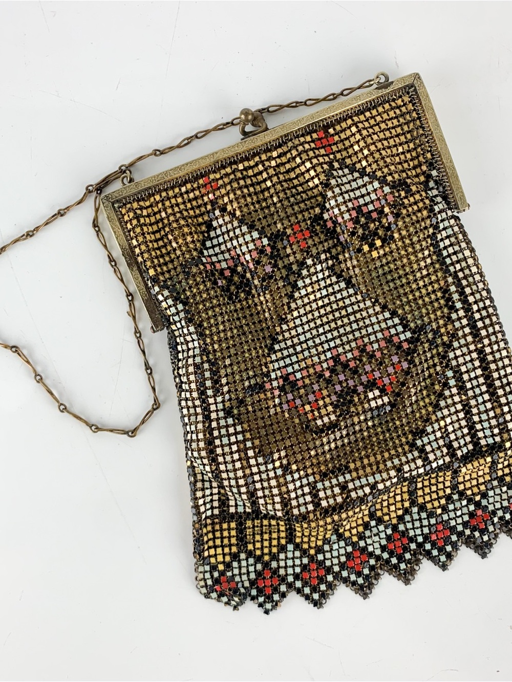 Vintage Mesh Victorian Metal Whiting Davis Purse Flapper Chain Art Deco Black
